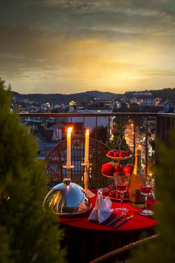 Artis Hotel Далат Экстерьер фото